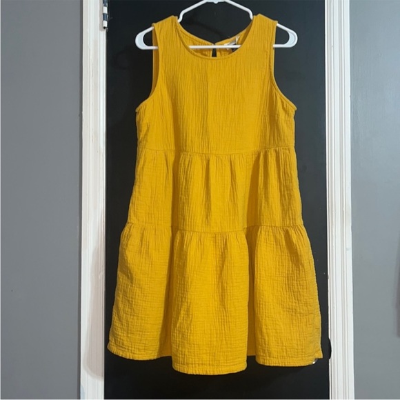 Universal Thread Dresses & Skirts - Universal Thread Sleeveless Babydoll Dress w/ Pockets Size: M